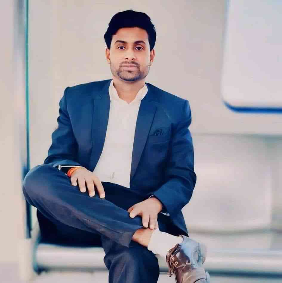 Girdhari Pandey ब्लॉगर, यूट्यूबर, लेखक, डिजिटल मार्केटर, सॉफ्टवेयर इंजीनियर, आर्टिफिशियल इंटेलिजेंस विशेषज्ञ, बिजनेस कंसल्टेंट और उद्यमी