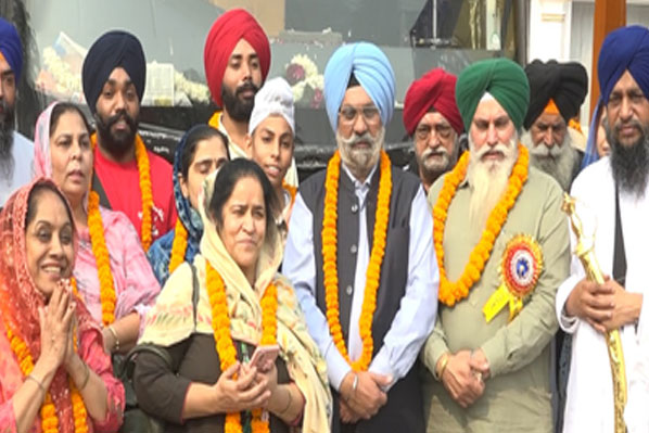 20251103143550_guru-nanak