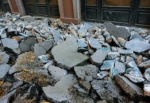 बांग्लादेश की राजधानी ढाका में 5.7 तीव्रता का भूकंप आया, 10 की मौत