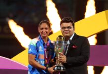 हरमनप्रीत की शेरनियाँ बनीं विश्व की रानियाँ! Image courtesy: BCCI (X handle)