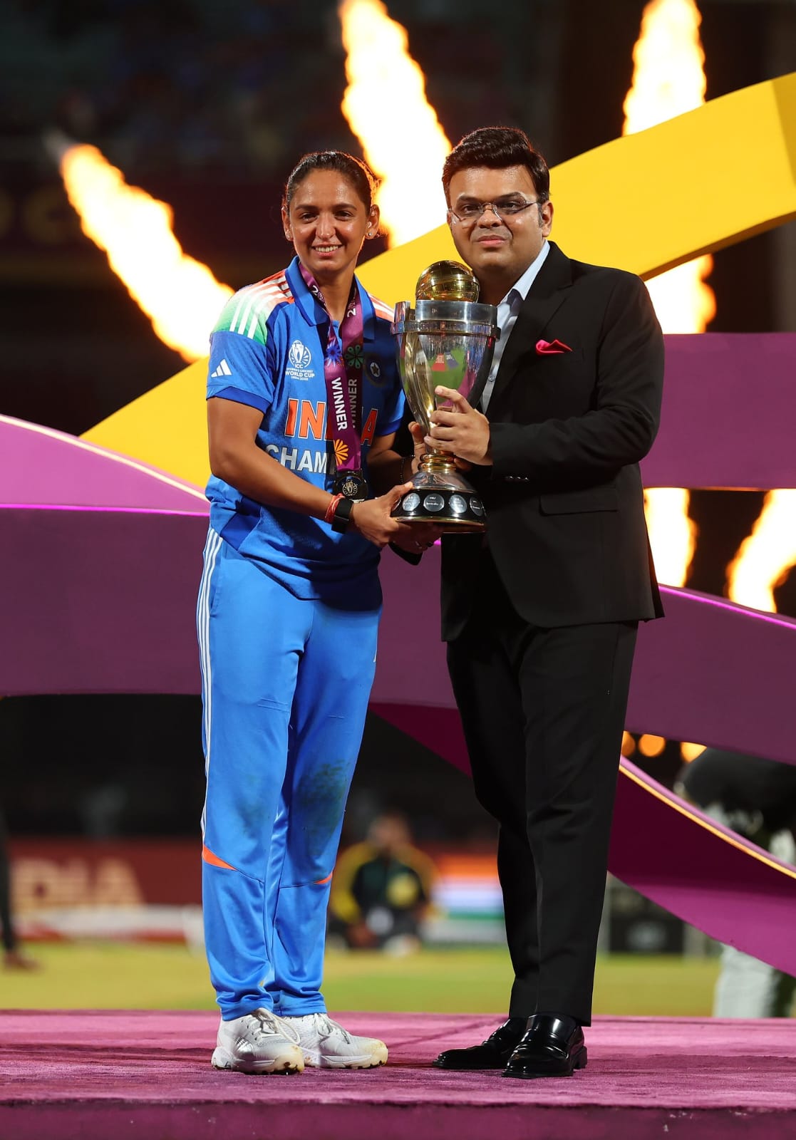 mahila cricket - ShareChat