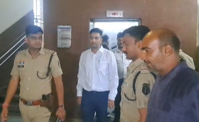 20250924163423_chaitanya