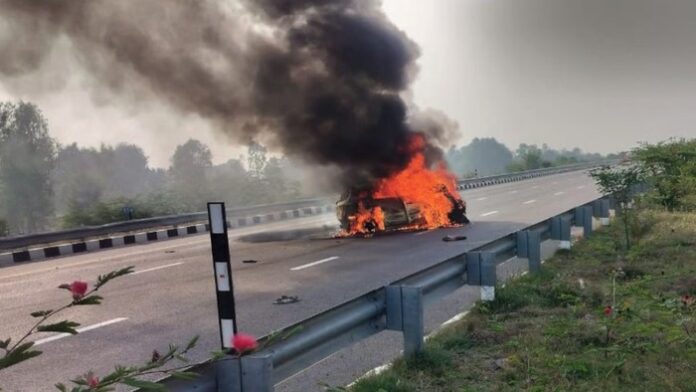 20251211182022_dhamaka aag