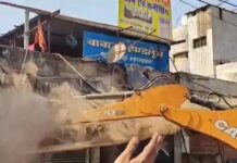 रायपुर में अतिक्रमण पर बड़ी कार्रवाई, संतोषी नगर में 73 शेड तोड़े