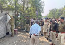 बीरगांव में पुलिस-नगर निगम की संयुक्त कार्रवाई, सड़क किनारे अवैध अतिक्रमण हटाया