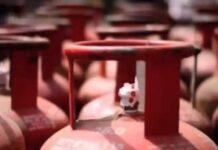 रायपुर में एलपीजी को लेकर घबराहट, वेटिंग 1100 के पार