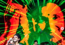 कॉलेज फेस्ट में फरहान अख्तर ने आशा भोसले को दिया भावपूर्ण ट्रिब्यूट