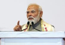 बेंगलुरू में बोले पीएम मोदी — “धरती माता को केमिकल से बचाना भी एक आर्ट ऑफ लिविंग है”