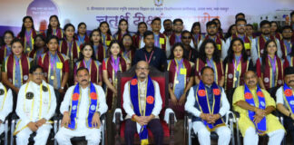 रायपुर : नई पीढ़ी को डिजिटल एडिक्शन और पॉपकॉर्न स्टेटस से बाहर निकलने की आवश्यकता है – श्री रमेन डेका