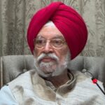 CNG को लेकर अफवाहों पर सरकार सख्त, पेट्रोलियम मंत्री बोले- देश में नहीं है कोई कमी