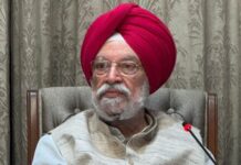 CNG को लेकर अफवाहों पर सरकार सख्त, पेट्रोलियम मंत्री बोले- देश में नहीं है कोई कमी