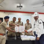 ई-रिक्शा और ऑटो में QR कोड लगाने के लिए यातायात पुलिस का प्रशिक्षण, 1 जुलाई से विशेष अभियान