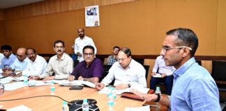 रेलवे ओवरब्रिज और अंडरब्रिज निर्माण में तेजी लाने के निर्देश, PWD सचिव ने की समीक्षा बैठक
