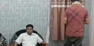 रायगढ़ कलेक्ट्रेट में ACB का छापा, रिश्वत लेते बाबू रंगे हाथ गिरफ्तार