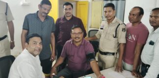 पुलिस कंट्रोल रूम में स्वास्थ्य परीक्षण शिविर, 55 पुलिसकर्मियों की हुई जांच