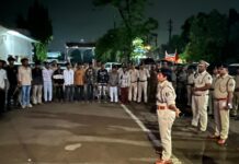रायपुर पुलिस का विशेष अभियान, 80 लोगों पर कार्रवाई; संवेदनशील इलाकों में पैदल मार्च