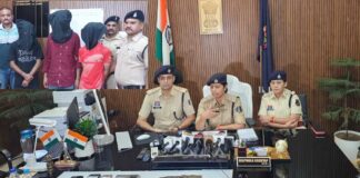 कल्याण ज्वेलर्स में डकैती की साजिश नाकाम, हथियारों के साथ 3 आरोपी गिरफ्तार