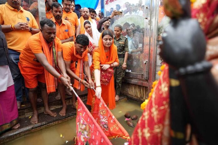 20260810162835_yatra