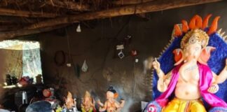 गणपति बप्पा की प्रतिमा बनाकर बस्तर की महिलाओं ने कमाए 1.80 लाख रुपये