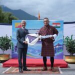 भारत ने भूटान को सौंपे 54 ‘मेड इन इंडिया’ इलेक्ट्रिक वाहन