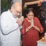 पीएम मोदी के 76वें जन्मदिन पर अमित शाह और जेपी नड्डा ने जलाया ‘आशीर्वाद का दीया’