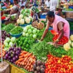 त्योहारों से पहले बढ़ा खर्च का दबाव, कमर्शियल गैस से लेकर हवाई यात्रा और इलेक्ट्रॉनिक्स तक महंगे